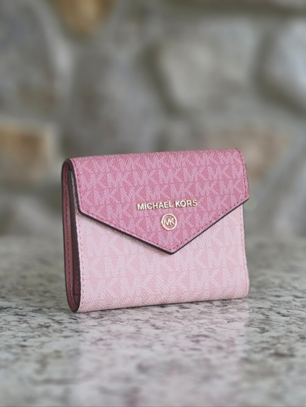 Michael Kors Jet Set Logo Medium Pink Trifold Wallet - Picture 1 of 6